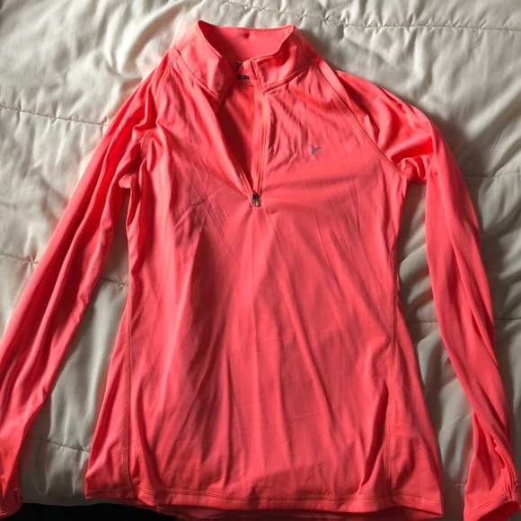 Old Navy Tops - Woman’s active quarter zip